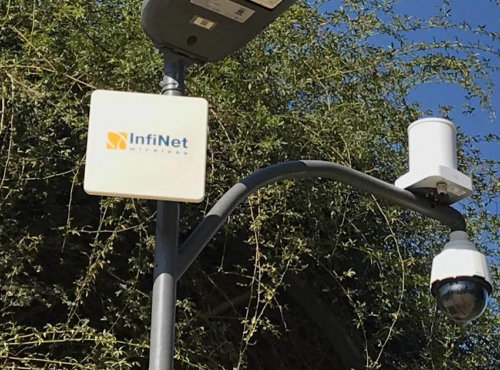 Infinet Wireless deployed its wireless technology in more than 110 smart posts to make the community of Las Condes in Santiago de Chile a safer place