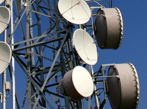 Using Infinet's 5GHz product range to implement large scale wireless backhaul