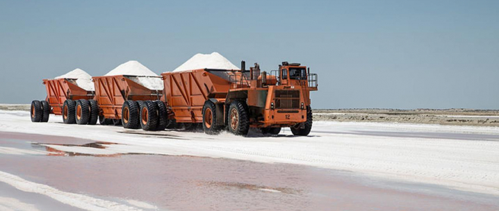 Upgrading existing wireless infrastructure for salt suppliers from the mainland to the coast of Mexico