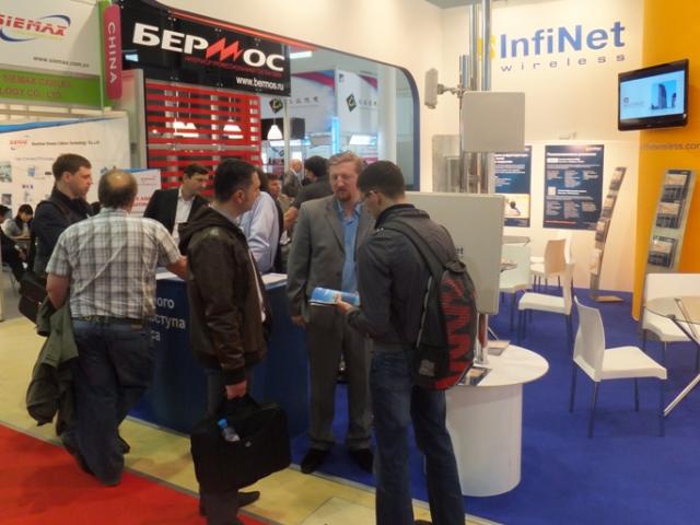 InfiNet connects with key partners and customers at Sviaz-Expocomm 2013, Moscow (Russia)